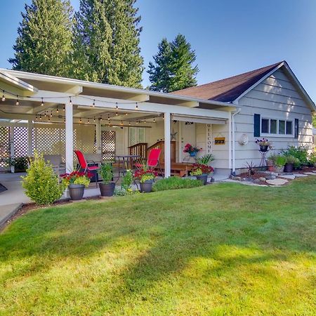 Charming Updated Retreat Walk To Lake Stevens! エクステリア 写真