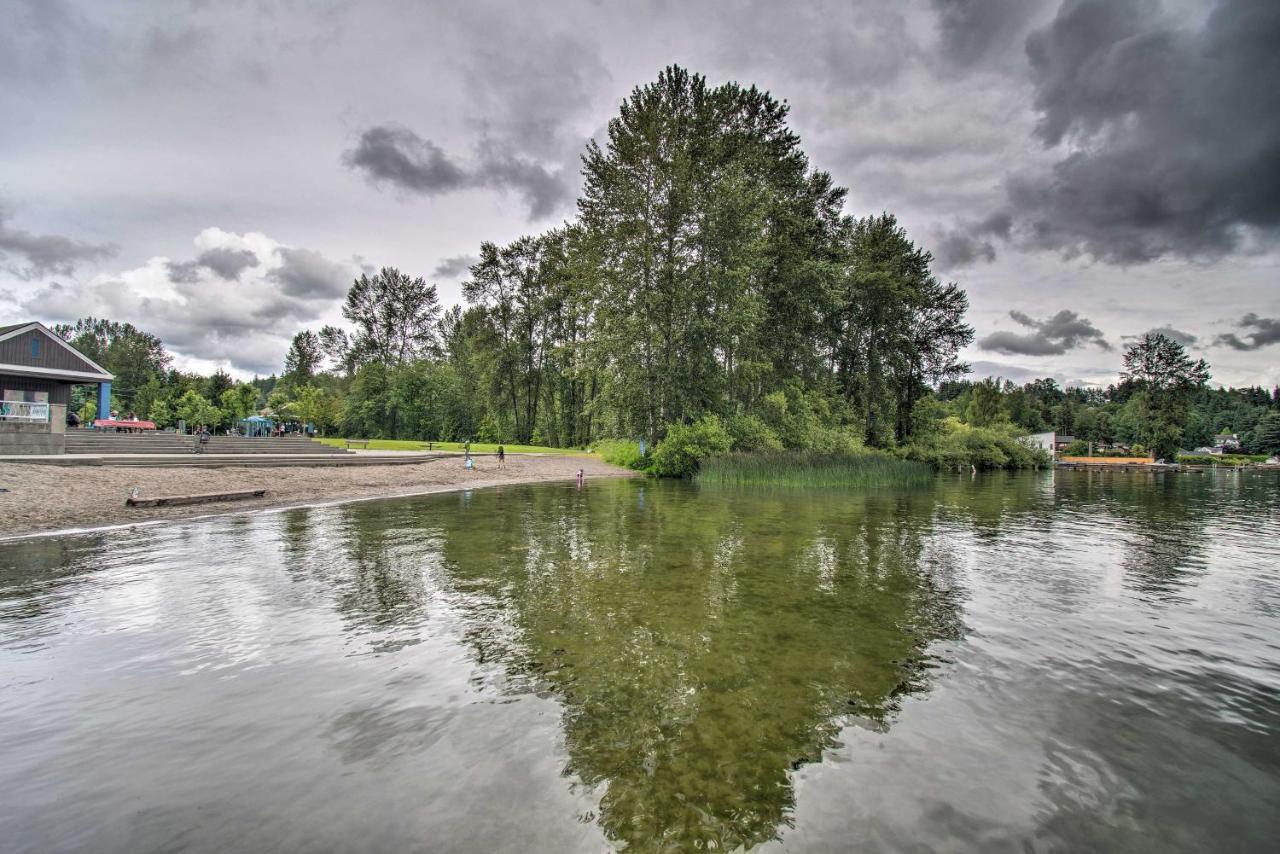 Charming Updated Retreat Walk To Lake Stevens! エクステリア 写真