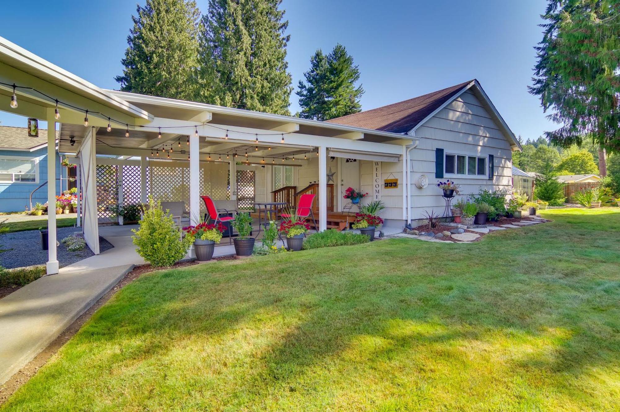 Charming Updated Retreat Walk To Lake Stevens! エクステリア 写真